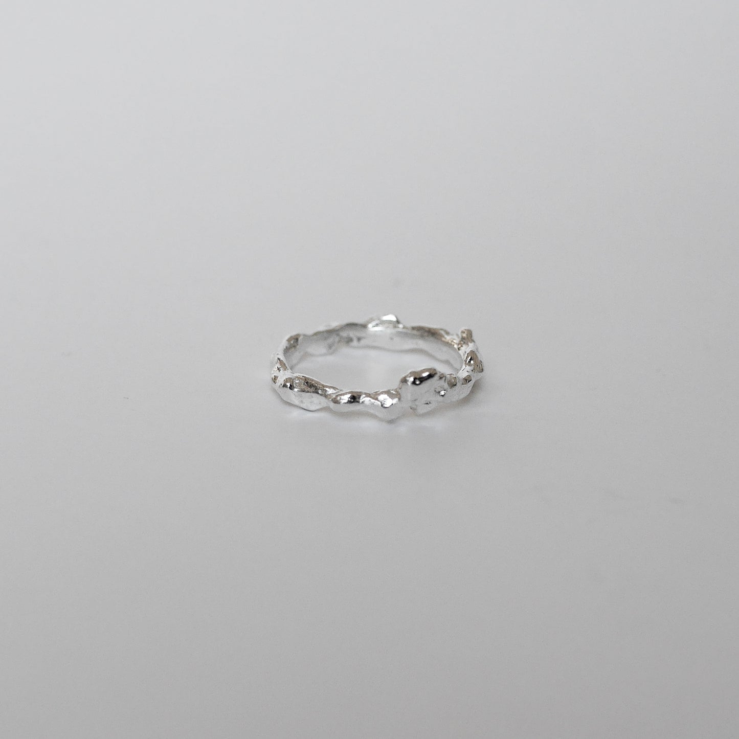 Fluid Grace ring 01