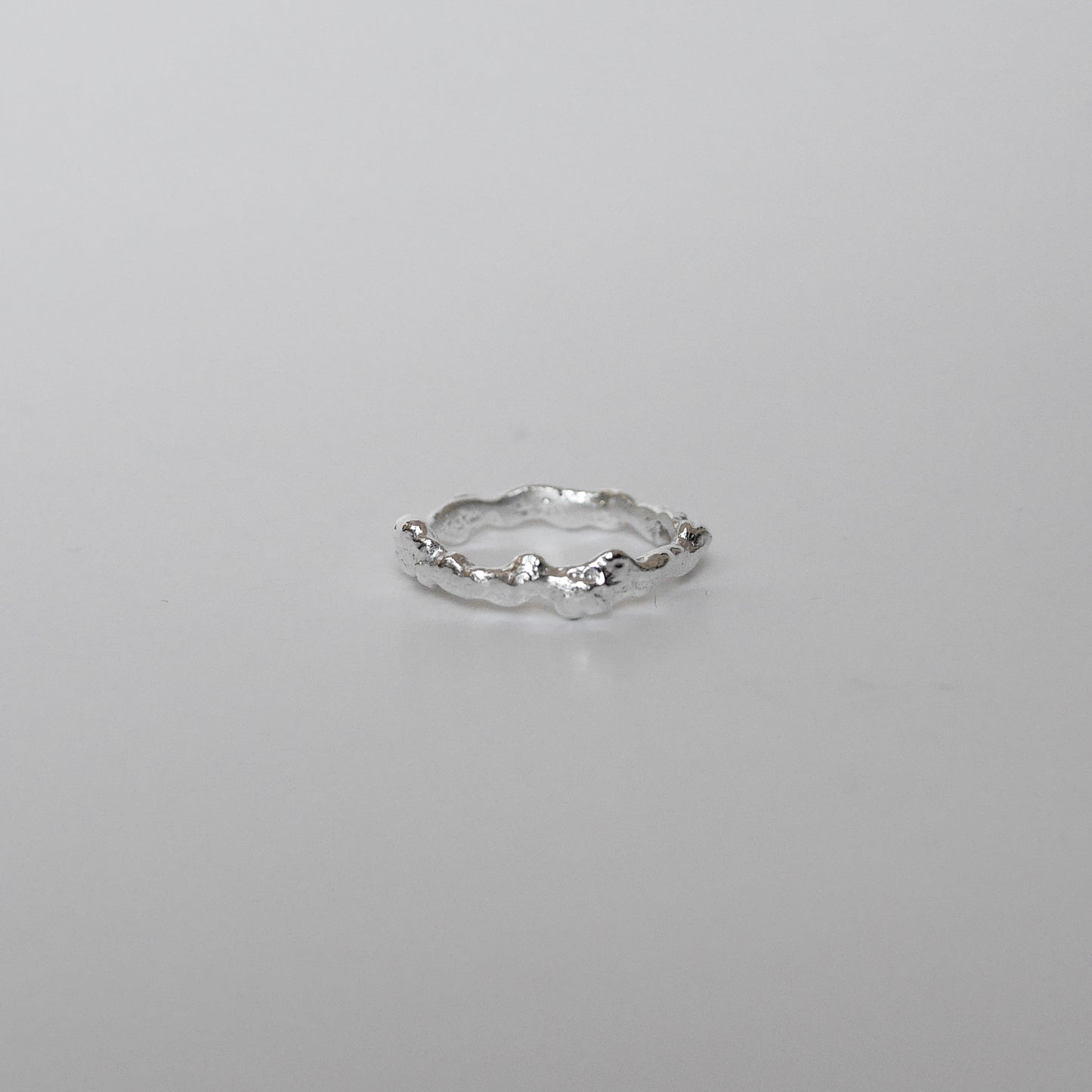 Fluid Grace ring 01