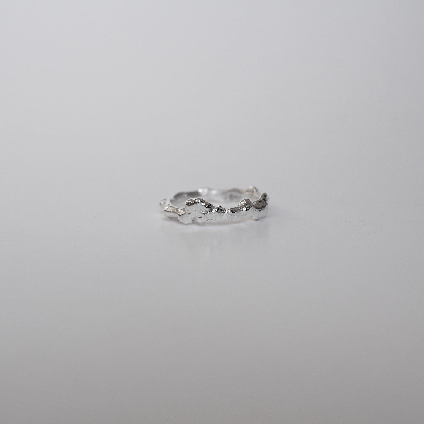 Fluid Grace ring 01