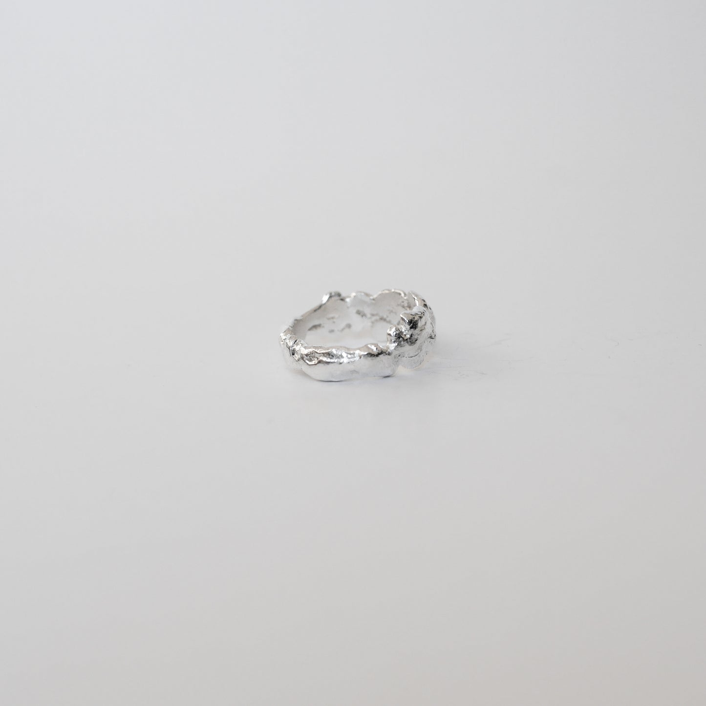 Fluid Grace ring 02
