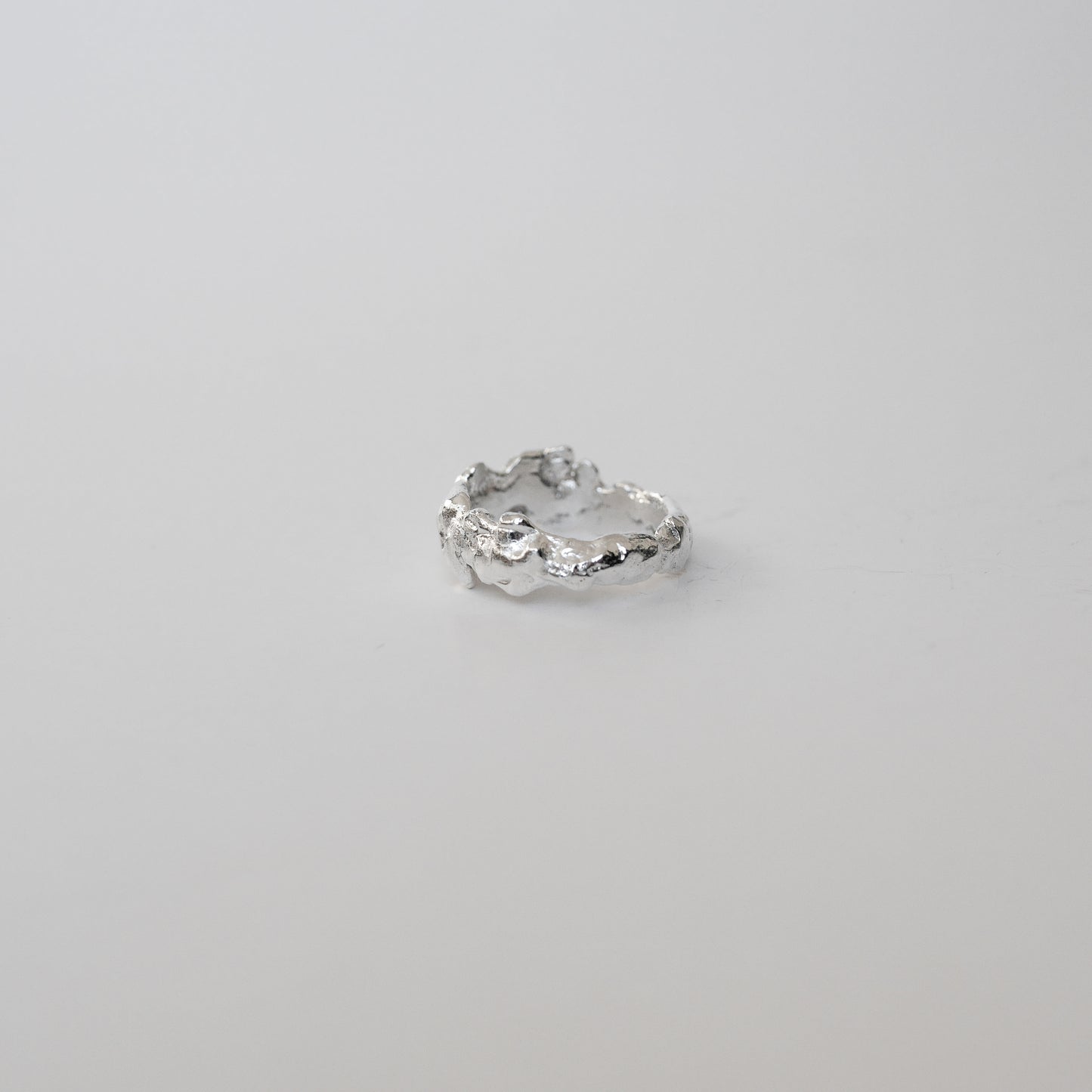 Fluid Grace ring 02