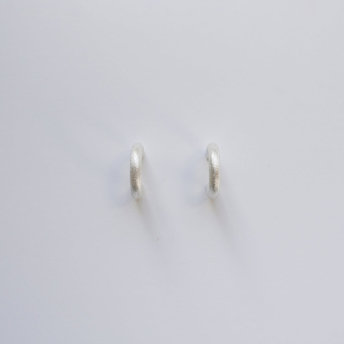 Siri earrings 01